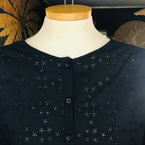 Free People Floral Eyelet Stars Align Blouse....Size M NWT - Picture 5 of 13